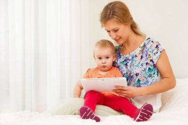 Çocuğuyla güzel bir anne