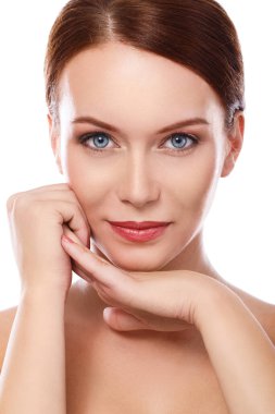 Mavi gözlü muhteşem kadın.