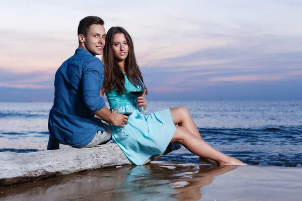 Été Mer Mignon Beau Couple Sur Plage — Photo