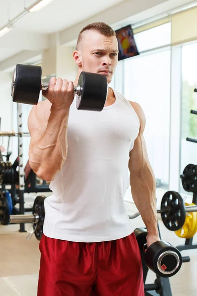 Fitness Musculação Homem Poderoso Durante Treino — Fotografia de Stock