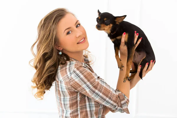Mulher Atraente Com Cão — Fotografia de Stock
