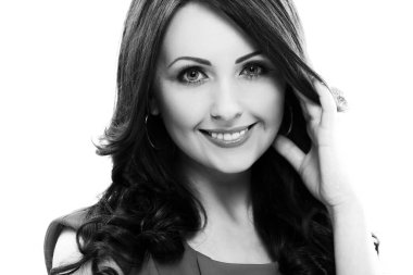 Şirin yüzlü tatlı bir kadın.