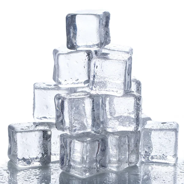 Холодно Замороженные Кубики Льда Столе — стоковое фото