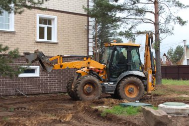 Traktör Jcb çalışıyor.