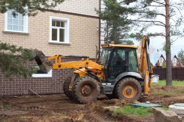 Traktör Jcb çalışıyor.