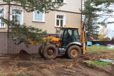 Traktör Jcb çalışıyor.