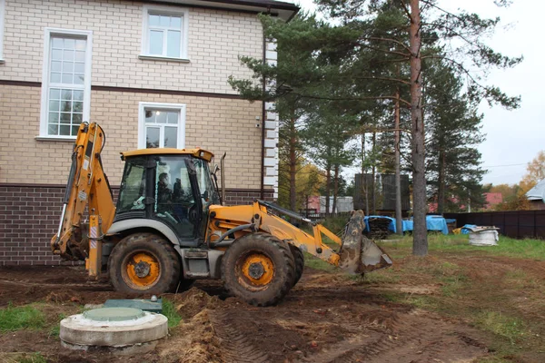 Traktör Jcb çalışıyor.