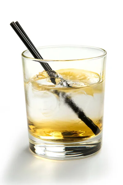 Alcoholic cocktails and soft drinks on a white background — Stock Photo, Image