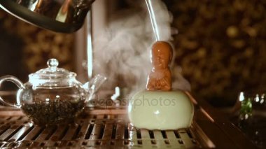 çay heykelciği topraktan - kim işiyor çocuk yaptı.