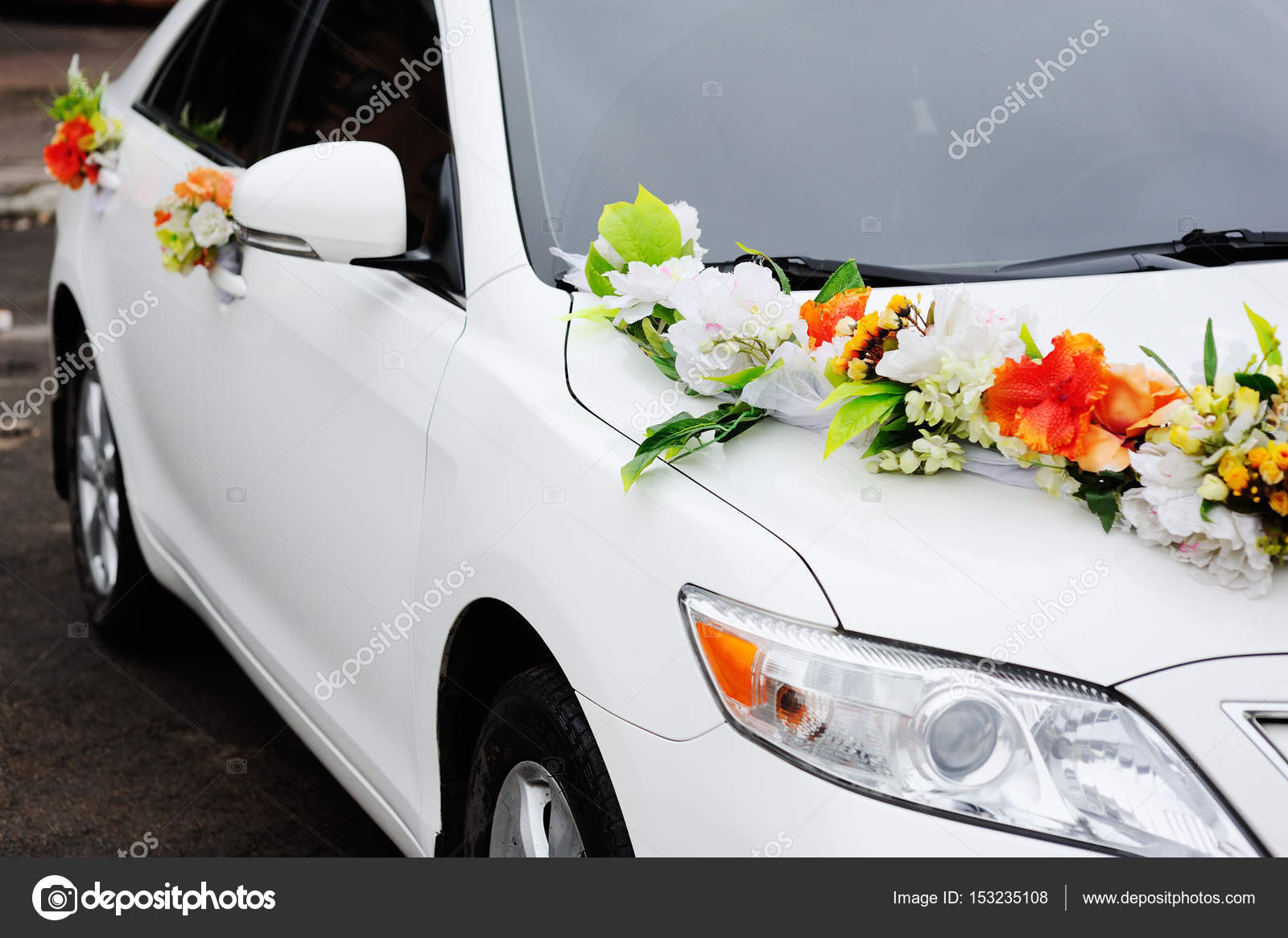 Wedding Decoration On Wedding Car Stock Photo