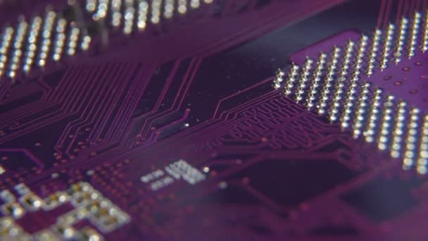 Close-up de chip eletrônico . — Vídeo de Stock