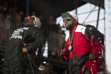 Napa, Ca / Usa: 5 / 31 / 14: Antwan Andr Patton namı diğer Big Boi ve Andr Lauren Benjamin namı diğer 3000 Bottlerock Müzik Festivali 'nde Outkast olarak sahne aldı. Grup 25 milyondan fazla albüm satarak altı Grammy Ödülü kazandı..