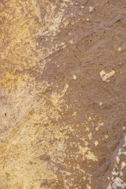 Çok renkli ve desenli taş duvar