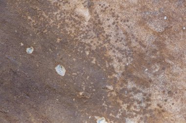 Çok renkli ve desenli taş duvar