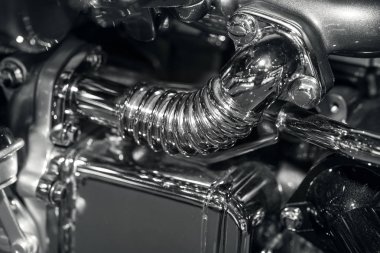 Otomobilin motor parçası