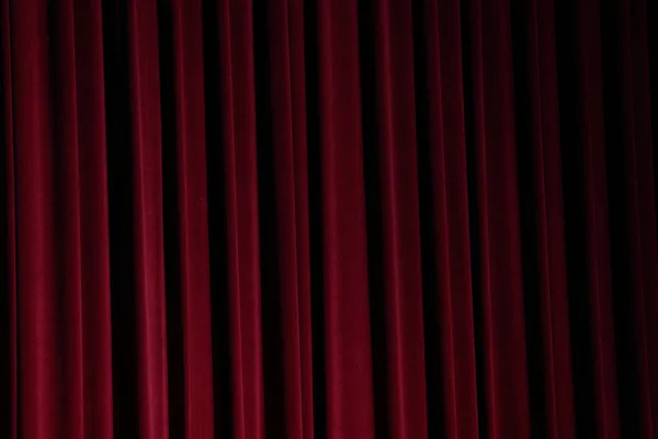 Red Curtain close before theatre drama begin — Stock Photo, Image