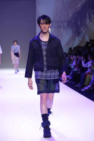 Pokaz mody z nowej kolekcji w Bangkok International Fashion — Zdjęcie stockowe