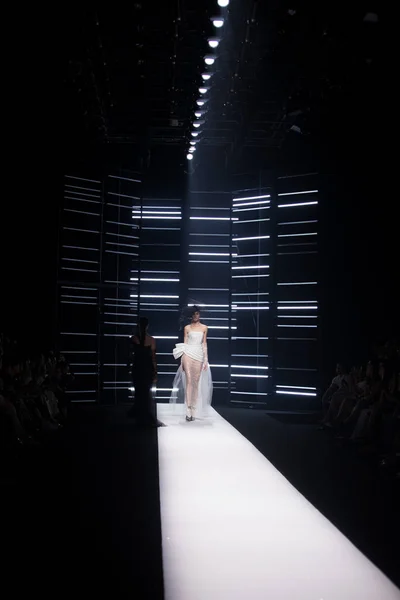 Modenschau der neuen Kollektion in Bangkok internationale Mode — Stockfoto