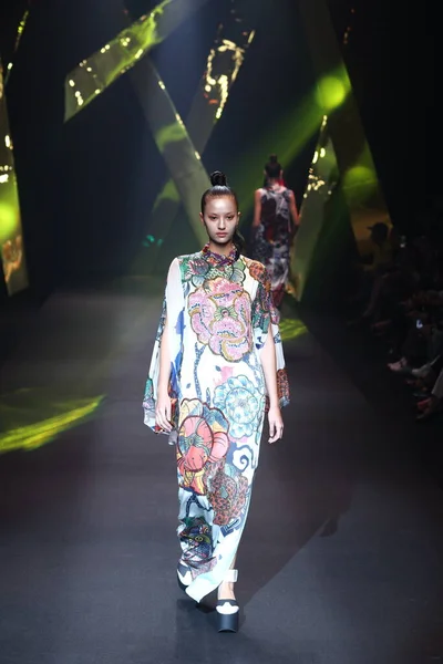 Fashion Show of New Collection in Bangkok International Fashion — 스톡 사진