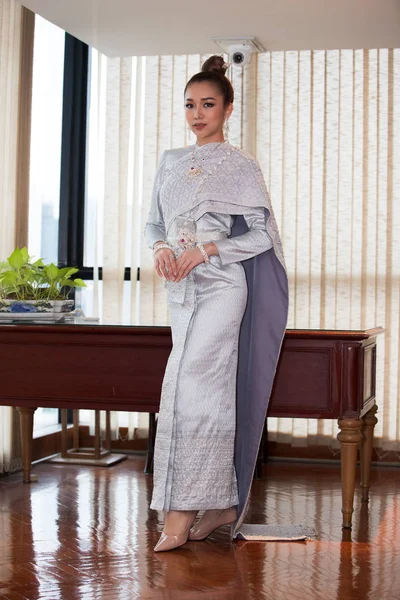 Bangkok Thaïlande Février 2019 Modèle Mode Costume Traditionnel Thaïlandais Robe — Photo