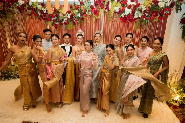 Bangkok Таїланд Лютого 2019 Fashion Model Thai Traditional Costume Wedding — стокове фото