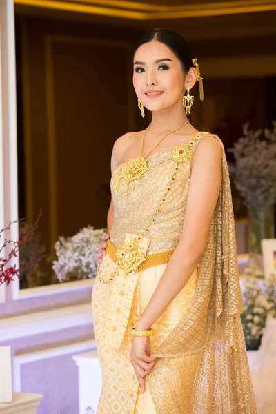 Bangkok Thailand February 2019 Fashion Model Thai Traditional Costume Wedding — 스톡 사진