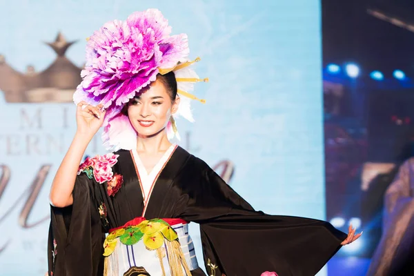 Pattaya Thaiföld Március 2019 Versenyző Japánból Jelen Fashion Show Nemzeti — Stock Fotó