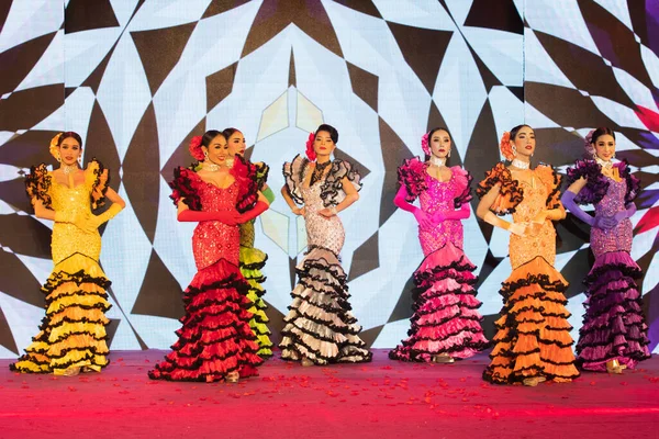 Pattaya Thailand March 2019 Tiffany Dance Present Fashion Show National — Stock Photo, Image