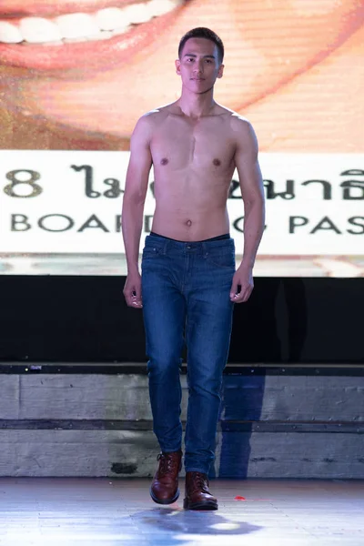 Bangkok Tailandia Agosto 2019 Concurso Hombre Asiático Nombrado Señor Supranacional —  Fotos de Stock