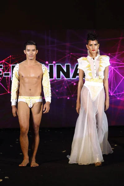 泰国曼谷 2018年1月26日 泰国Lgbt时装秀2018 的时装秀 在影响大厅展示了男女同性恋者 双性恋者 变性者和变性人的平等权利 — 图库照片