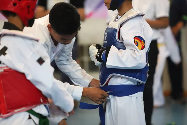 Bangkok Tailandia Junio 2018 Entrenador Empata Cinturón Para Taekwondo Athlete —  Fotos de Stock