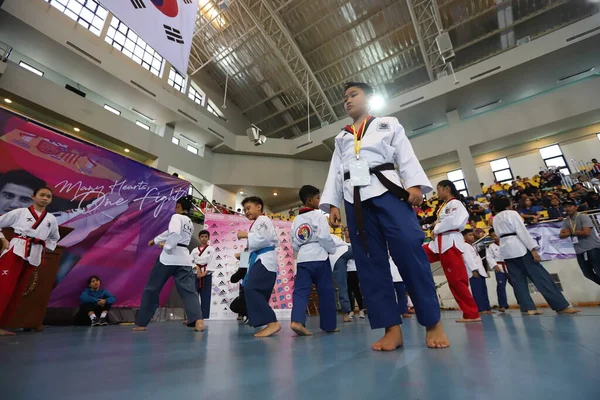 Bangkok Tailandia Julio 2018 Taekwondo Atleta Entrena Practica Antes Luchar — Foto de Stock