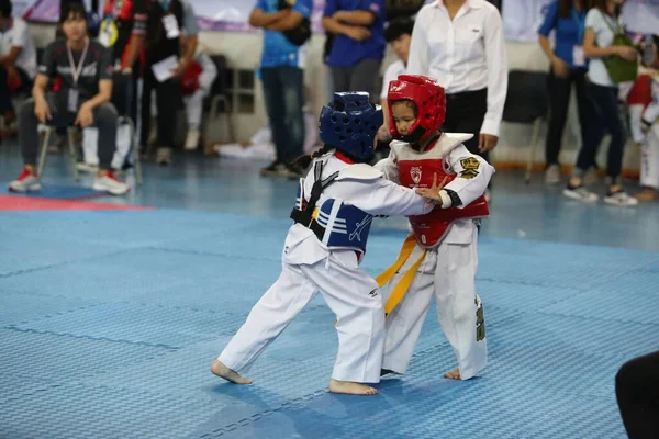 Bangkok Thailandia Giugno 2018 Taekwondo Atleta Proveniente Molti Paesi Combatte — Foto Stock