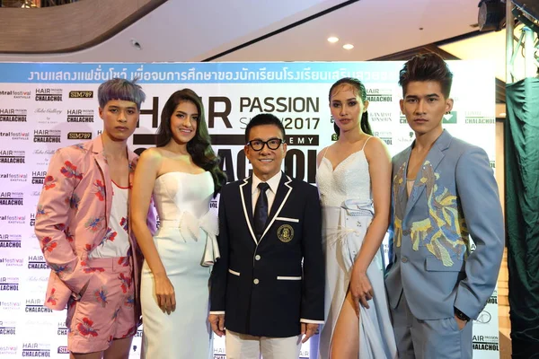 Bangkok Thailand August 2017 Hair Fashion Show Chalachol Academy Presenting — 스톡 사진