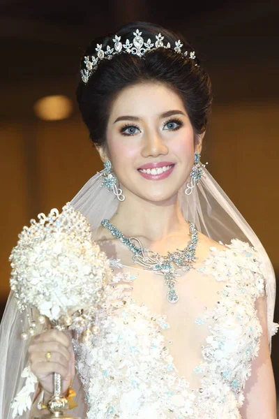 Bangkok Thailand May 2017 Lifeford Enchanted Princess Bridal Makeup 2017 — стокове фото