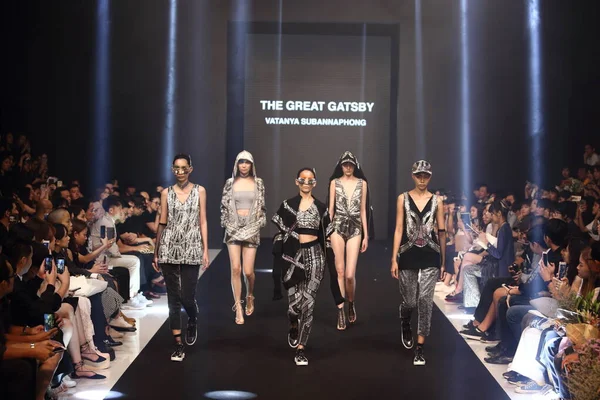 Bangkok Thaiföld Június 2017 Fashion Show Pastraporn18 Fashion Graduate Showcase — Stock Fotó