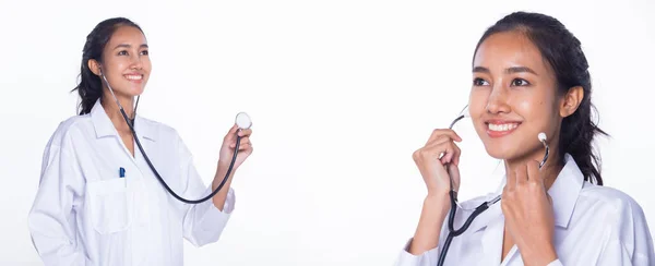 Professionell Asiatisk Vacker Läkare Sjuksköterska Kvinna Labcoat Uniform Svart Hår — Stockfoto