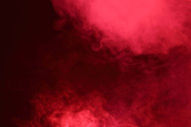 Siyah Arkaplanda Kırmızı Yoğun Tüy Duman ve Sis, Soyut Duman Bulutları, Tüm Hareketler Bulanık, Odaklanamaz Niyet Bulanık, Yüksek Düşük Kontrastlı Kontrast, metin logosu için kopyalama alanı