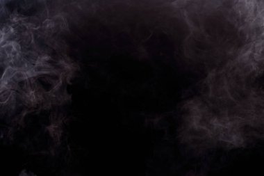 Siyah Arkaplanda Yoğun Tüy Duman ve Sis, Soyut Duman Bulutları, Tüm Hareketler Bulanık, Niyet Bulanık, Hedef Bulanık ve Yüksek Düşük Kontrastlı Kontrast, metin logosu için kopyalama alanı