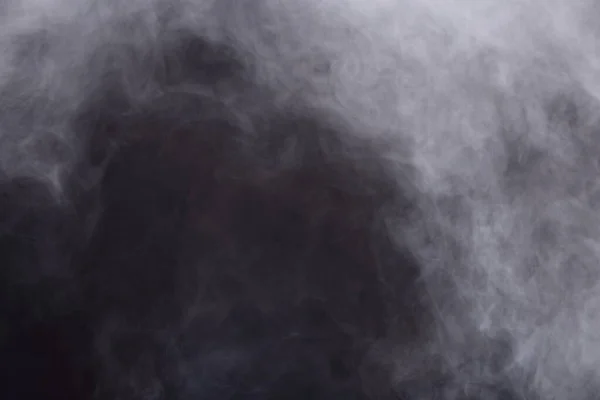 Bouffées Denses Moelleuses Fumée Blanche Brouillard Sur Fond Noir Nuages — Photo