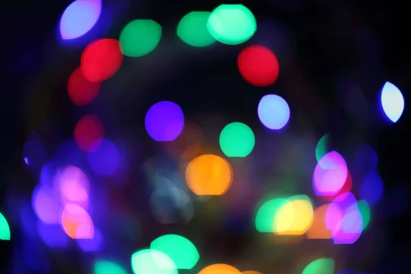 Unscharf Bokeh Girland Led Lichter Vielen Farben Drehen Über Rattan — Stockfoto