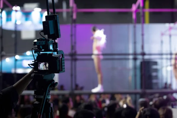Video Production Camera Sociaal Netwerk Live Opname Het Podium Evenement — Stockfoto