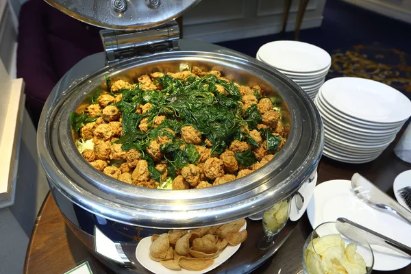 Sült Hal Torták Thai Élelmiszer Ropogós Bazsalikom Öntés Kerek Rozsdamentes — Stock Fotó