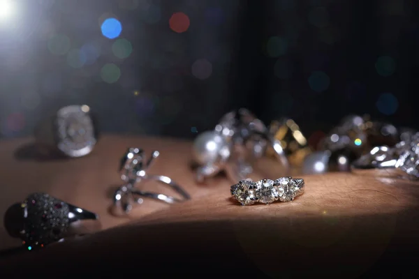 Gems Jóias Daimond Ouro Prata Ruby Vavluable Anéis Apresentados Colocar — Fotografia de Stock