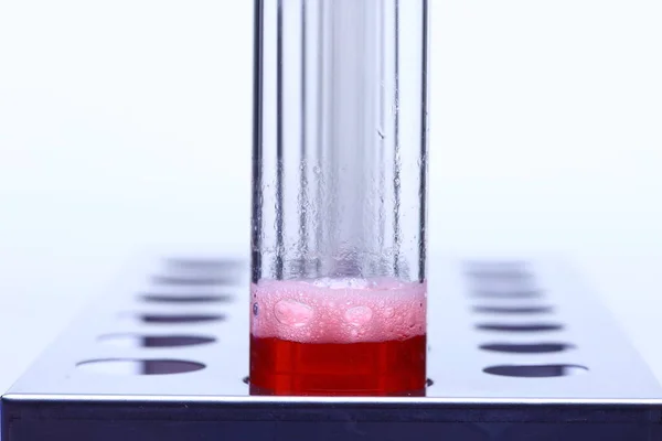 Bubble Red Liquid Group Glass Tube Lab Test Tools Неіржавна — стокове фото