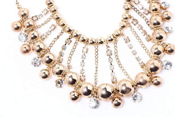 Shinny Metallic Gouden Ballen Met Diamanten Ketting Witte Achtergrond Geïsoleerd — Stockfoto