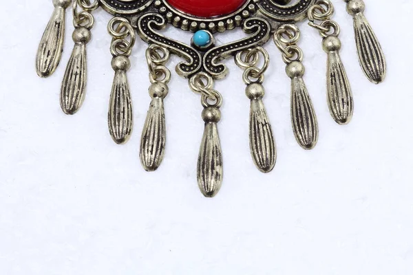 Typische African Tribe Halskette Mit Türkisblauem Edelstein Und Silber Isolierter — Stockfoto