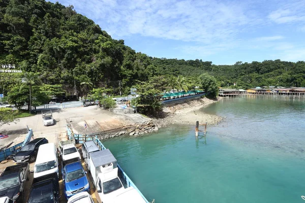 Trat Thajsko Červenec 2017 Trajekt Carry Auta Akroos Thai Bay — Stock fotografie