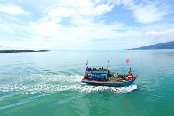 Trat Tailândia Julho 2017 Vista Ferry Carry Car Vehicles Acroos — Fotografia de Stock