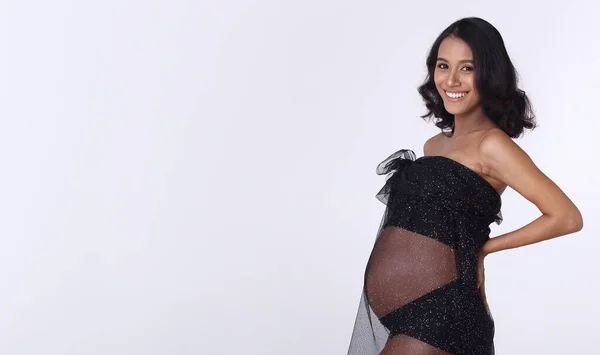 Portrét Těhotné Asijské Opálené Kůže Žena Černá Tkanina Třepetání Vzduchu — Stock fotografie